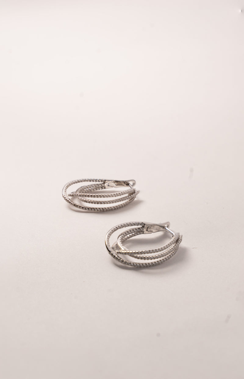 Twisted Double Hoops